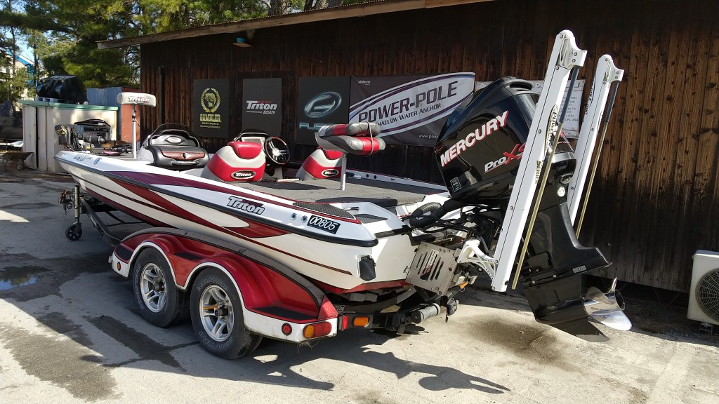 SOLD OUT　’10 Triton 20XS HP with MERCURY PROXS250
