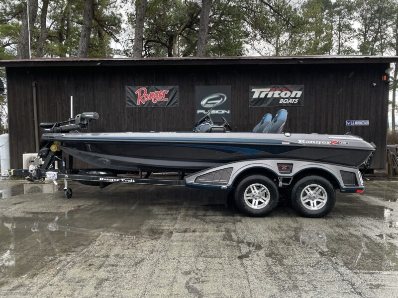 新艇在庫　Ranger Z519R