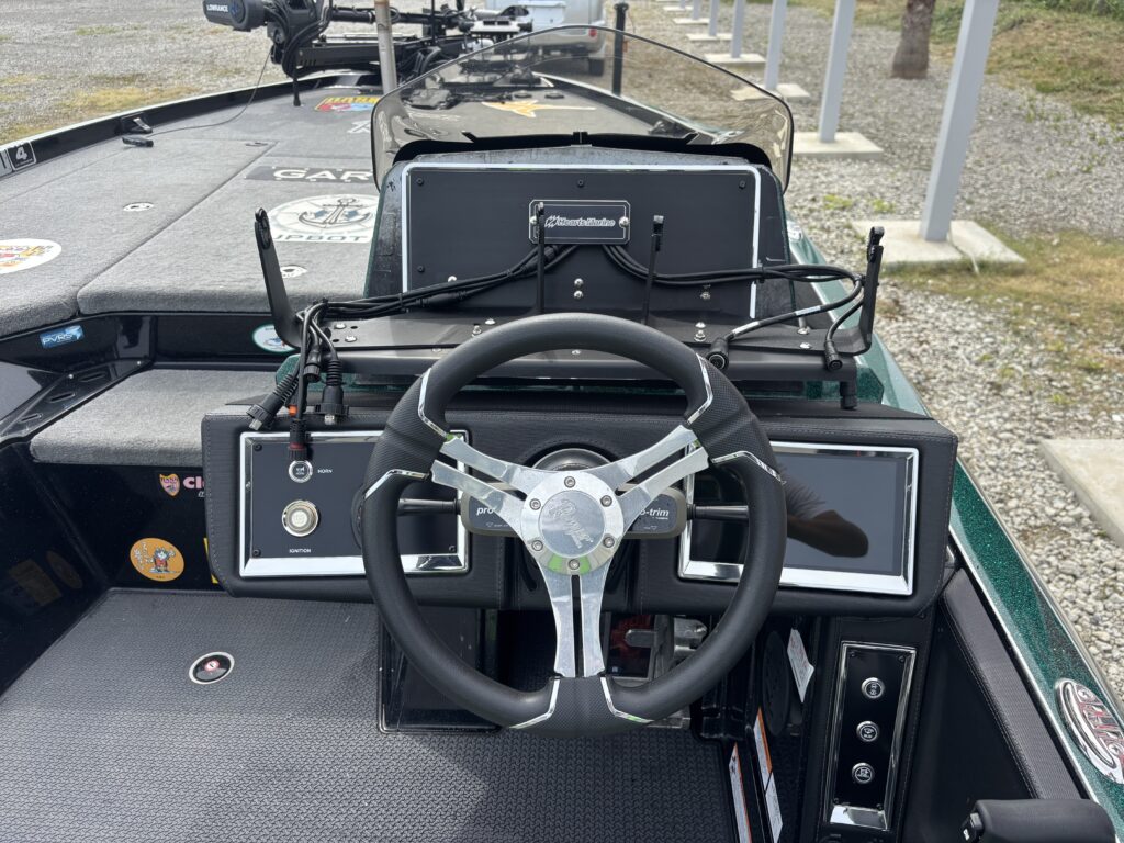 22′ RangerZ520R×MercuryProXs250